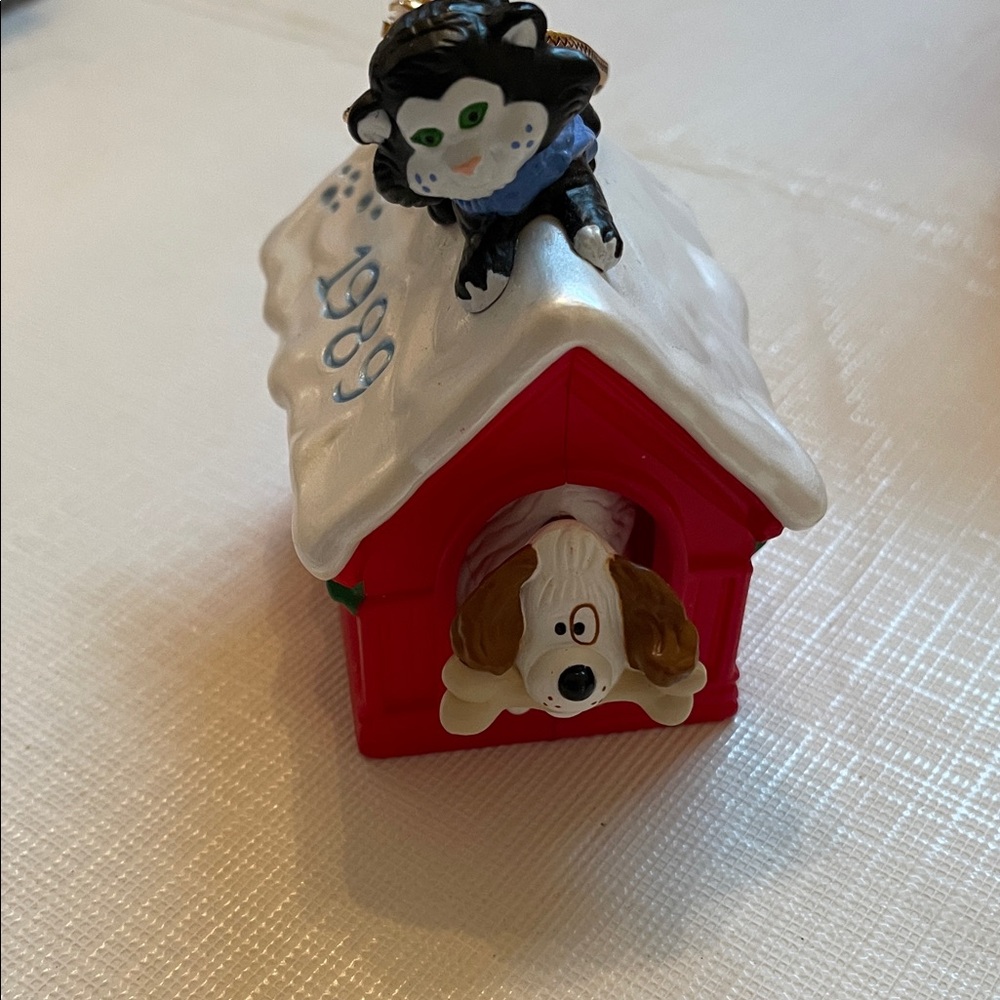 Hallmark 1989 Vintage Cat and Dog House Ornament
